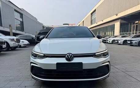 Volkswagen Golf VIII, 2023 год, 2 013 911 рублей, 2 фотография