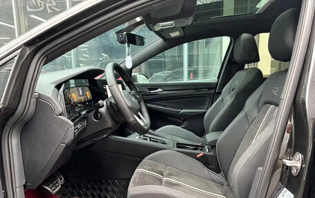 Volkswagen Golf VIII, 2023 год, 2 135 911 рублей, 7 фотография