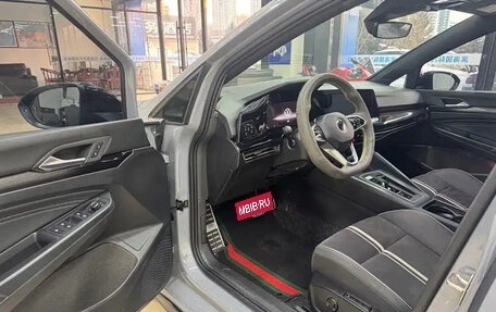 Volkswagen Golf VIII, 2023 год, 1 880 911 рублей, 8 фотография