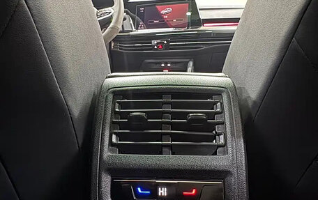 Volkswagen Golf VIII, 2023 год, 1 880 911 рублей, 20 фотография