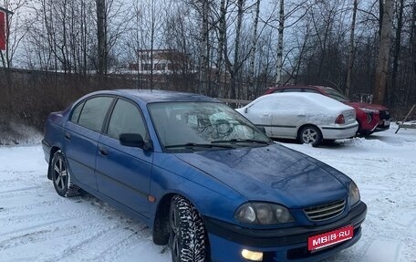 Toyota Avensis III рестайлинг, 1998 год, 220 000 рублей, 1 фотография