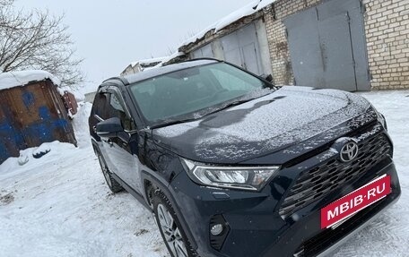 Toyota RAV4, 2020 год, 3 120 000 рублей, 3 фотография