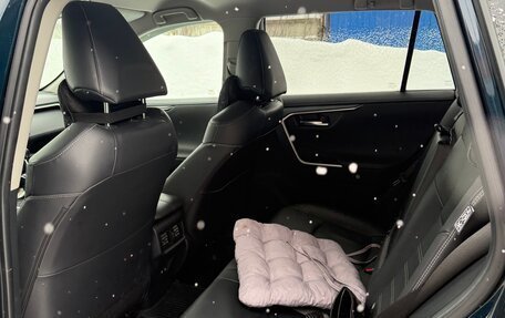 Toyota RAV4, 2020 год, 3 120 000 рублей, 13 фотография