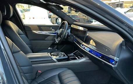 BMW 7 серия, 2023 год, 13 800 000 рублей, 14 фотография