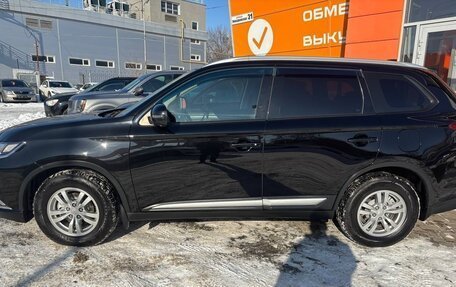 Mitsubishi Outlander III рестайлинг 3, 2017 год, 1 883 310 рублей, 7 фотография