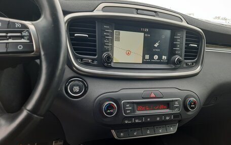 KIA Sorento III Prime рестайлинг, 2019 год, 3 200 000 рублей, 22 фотография