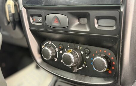 Renault Duster I рестайлинг, 2013 год, 800 000 рублей, 11 фотография