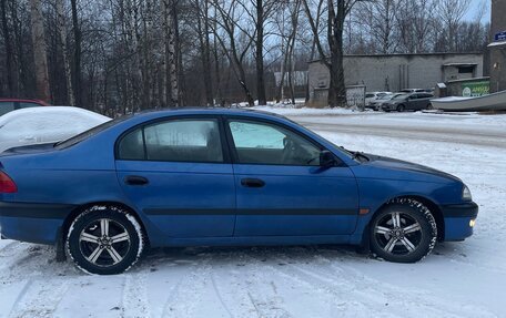 Toyota Avensis III рестайлинг, 1998 год, 220 000 рублей, 4 фотография