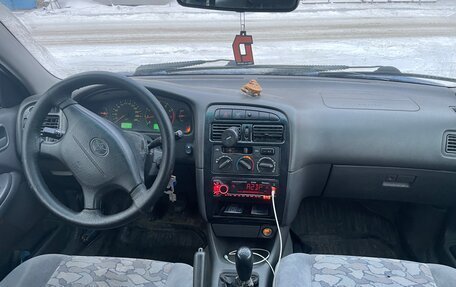 Toyota Avensis III рестайлинг, 1998 год, 220 000 рублей, 9 фотография