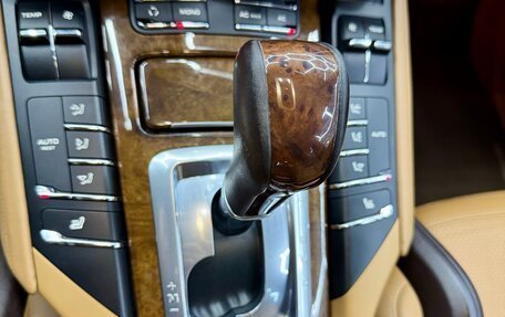 Porsche Cayenne III, 2011 год, 2 500 000 рублей, 10 фотография