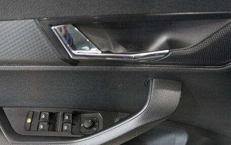 Skoda Karoq I, 2020 год, 2 385 000 рублей, 17 фотография