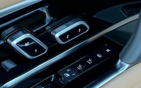 Land Rover Range Rover IV рестайлинг, 2023 год, 23 000 000 рублей, 10 фотография