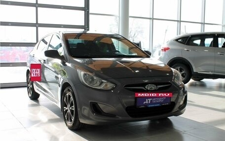 Hyundai Solaris II рестайлинг, 2013 год, 949 000 рублей, 3 фотография