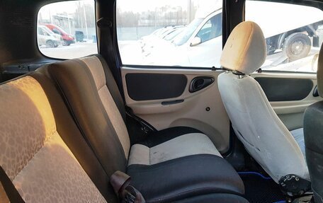 Chevrolet Niva I рестайлинг, 2006 год, 389 000 рублей, 10 фотография