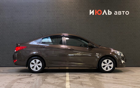 Hyundai Solaris II рестайлинг, 2015 год, 1 079 000 рублей, 4 фотография