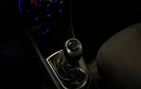 Hyundai Solaris II рестайлинг, 2015 год, 1 079 000 рублей, 14 фотография