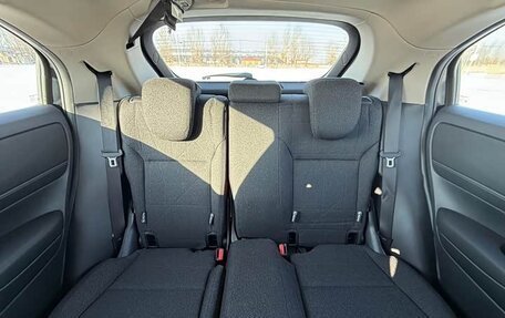 Honda Vezel, 2023 год, 1 850 333 рублей, 15 фотография