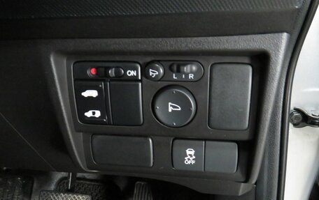 Honda Freed I, 2012 год, 1 185 000 рублей, 12 фотография