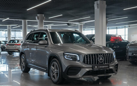 Mercedes-Benz GLB, 2020 год, 3 990 000 рублей, 2 фотография