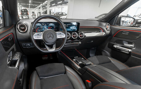 Mercedes-Benz GLB, 2020 год, 3 990 000 рублей, 7 фотография