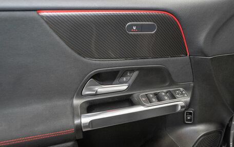 Mercedes-Benz GLB, 2020 год, 3 990 000 рублей, 13 фотография