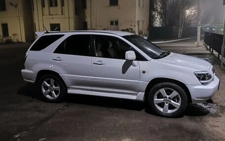 Toyota Harrier, 1999 год, 850 000 рублей, 3 фотография