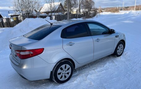 KIA Rio III рестайлинг, 2013 год, 550 000 рублей, 4 фотография