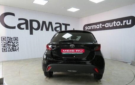 Toyota Yaris, 2020 год, 1 290 000 рублей, 6 фотография