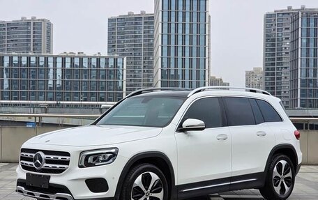 Mercedes-Benz GLB, 2022 год, 2 330 000 рублей, 1 фотография