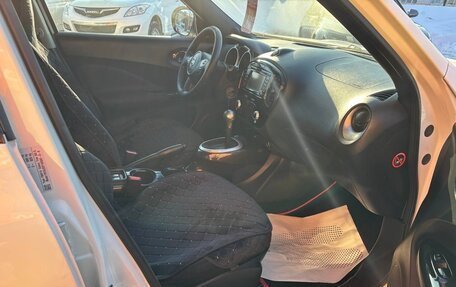 Nissan Juke II, 2013 год, 899 000 рублей, 15 фотография