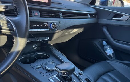 Audi A4, 2018 год, 2 800 000 рублей, 9 фотография