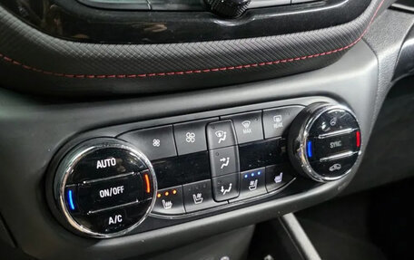 Chevrolet TrailBlazer, 2021 год, 1 690 000 рублей, 12 фотография