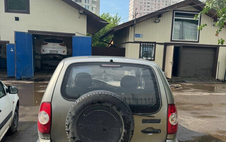 Chevrolet Niva I рестайлинг, 2006 год, 330 000 рублей, 2 фотография