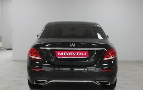 Mercedes-Benz E-Класс, 2019 год, 4 419 900 рублей, 5 фотография