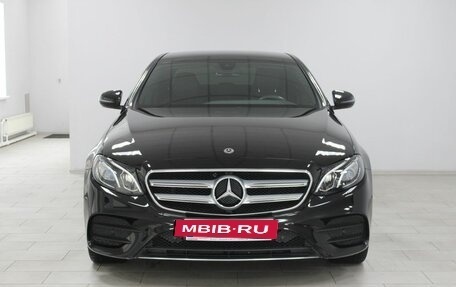 Mercedes-Benz E-Класс, 2019 год, 4 419 900 рублей, 2 фотография