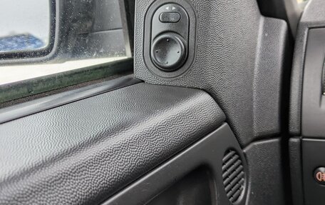 Opel Meriva, 2003 год, 350 000 рублей, 30 фотография