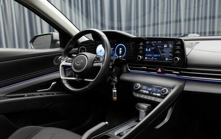 Hyundai Elantra, 2023 год, 2 190 000 рублей, 9 фотография