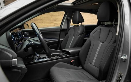 Hyundai Elantra, 2023 год, 2 190 000 рублей, 10 фотография