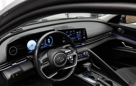 Hyundai Elantra, 2023 год, 2 190 000 рублей, 8 фотография