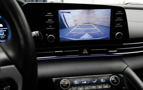 Hyundai Elantra, 2023 год, 2 190 000 рублей, 22 фотография