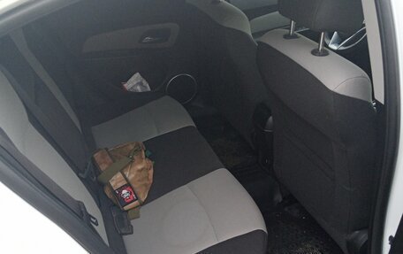 Chevrolet Cruze II, 2013 год, 800 000 рублей, 9 фотография