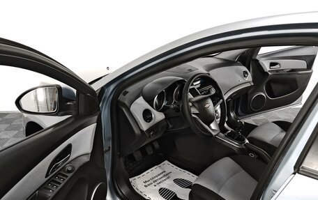 Chevrolet Cruze II, 2011 год, 655 000 рублей, 5 фотография