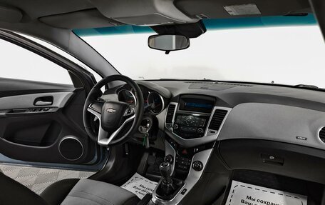 Chevrolet Cruze II, 2011 год, 655 000 рублей, 8 фотография