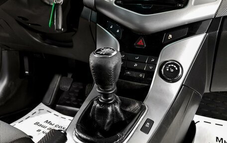 Chevrolet Cruze II, 2011 год, 655 000 рублей, 10 фотография