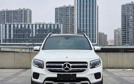 Mercedes-Benz GLB, 2022 год, 2 330 000 рублей, 2 фотография