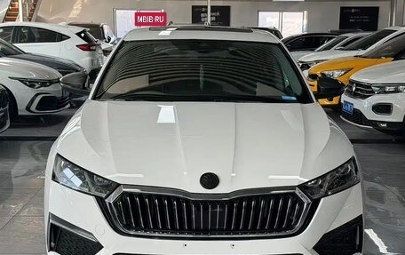 Skoda Octavia IV, 2022 год, 2 156 911 рублей, 2 фотография