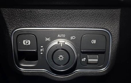 Mercedes-Benz GLB, 2022 год, 2 330 000 рублей, 15 фотография