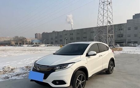 Honda Vezel, 2022 год, 1 113 000 рублей, 1 фотография