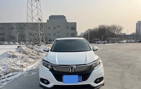 Honda Vezel, 2022 год, 1 113 000 рублей, 2 фотография