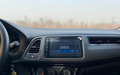 Honda Vezel, 2022 год, 1 113 000 рублей, 9 фотография